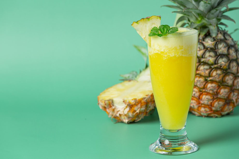 How to Make Pineapple and Cucumber Juice